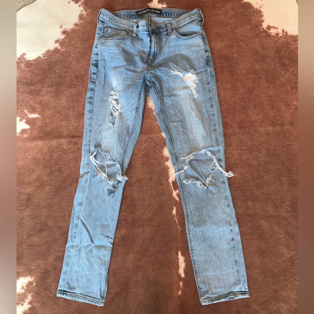 Express Women’s size 2-girlfriend midrise Distressed Jeans